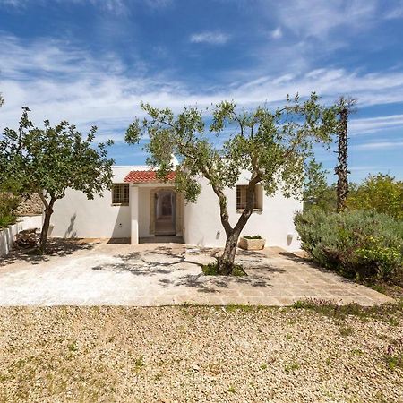Trullo Il Karrubo Villa Ostuni Exterior photo