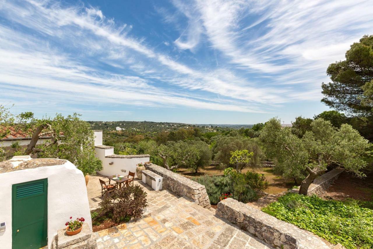Trullo Il Karrubo Villa Ostuni Exterior photo