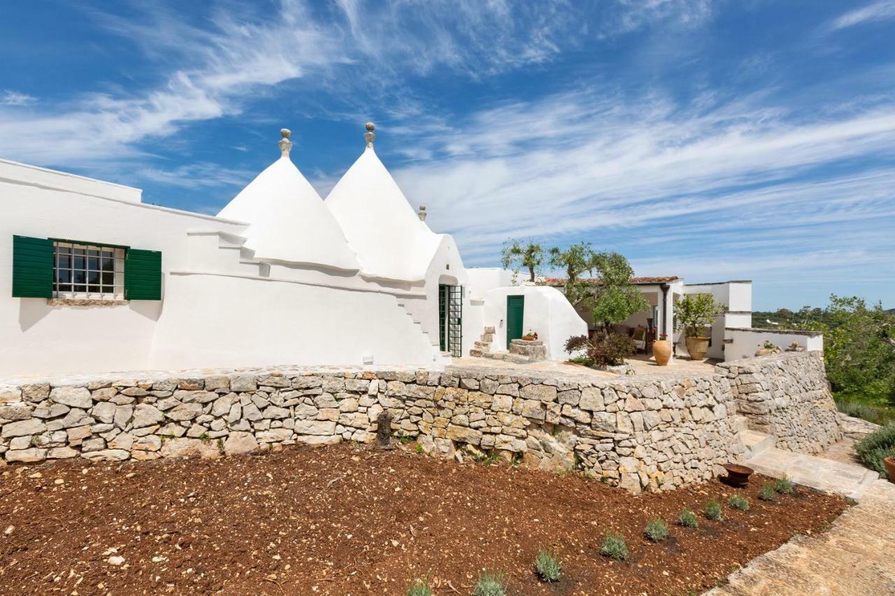 Trullo Il Karrubo Villa Ostuni Exterior photo