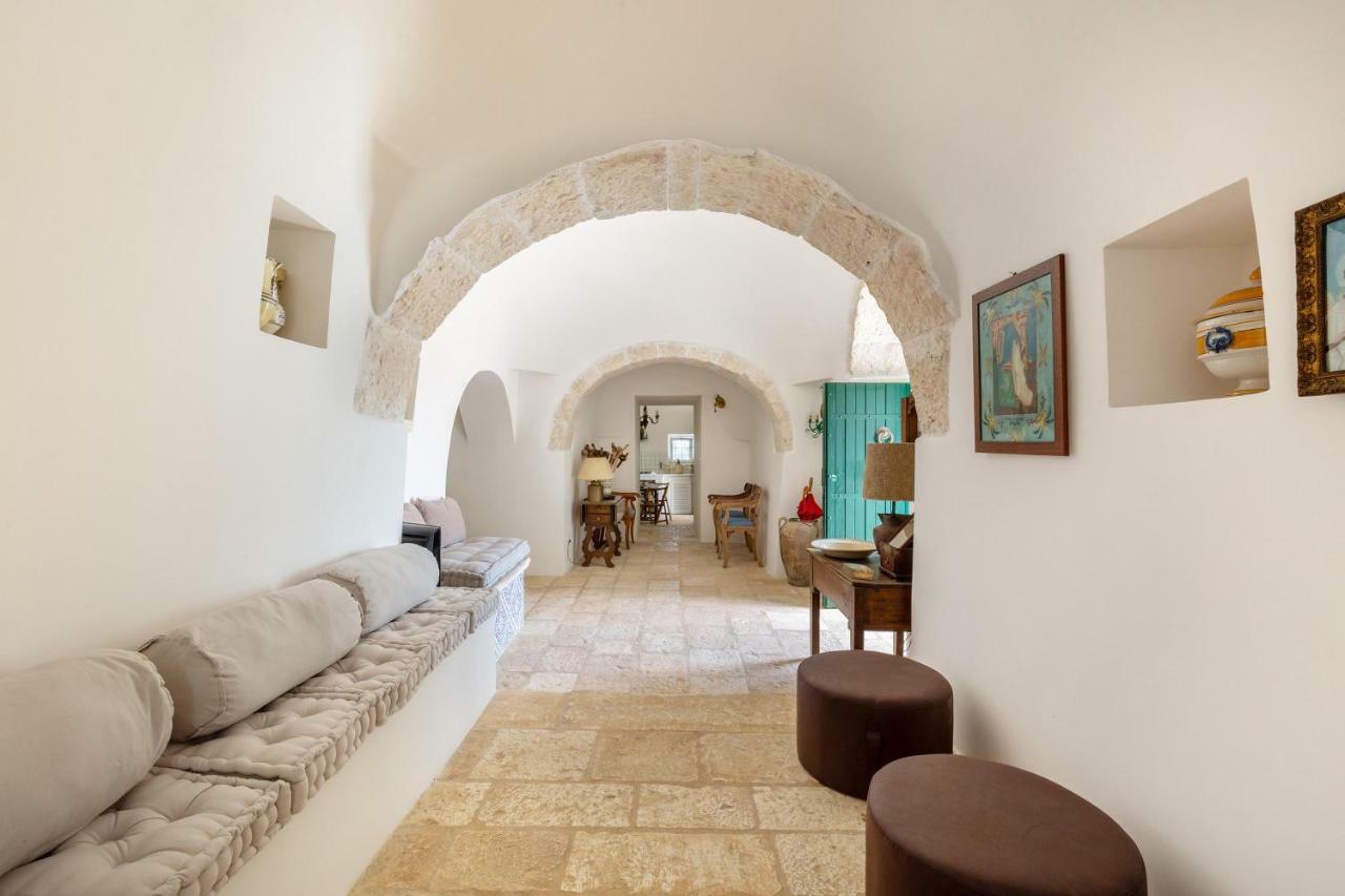 Trullo Il Karrubo Villa Ostuni Exterior photo