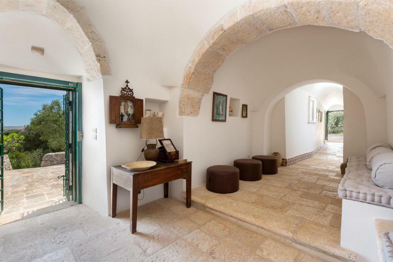 Trullo Il Karrubo Villa Ostuni Exterior photo