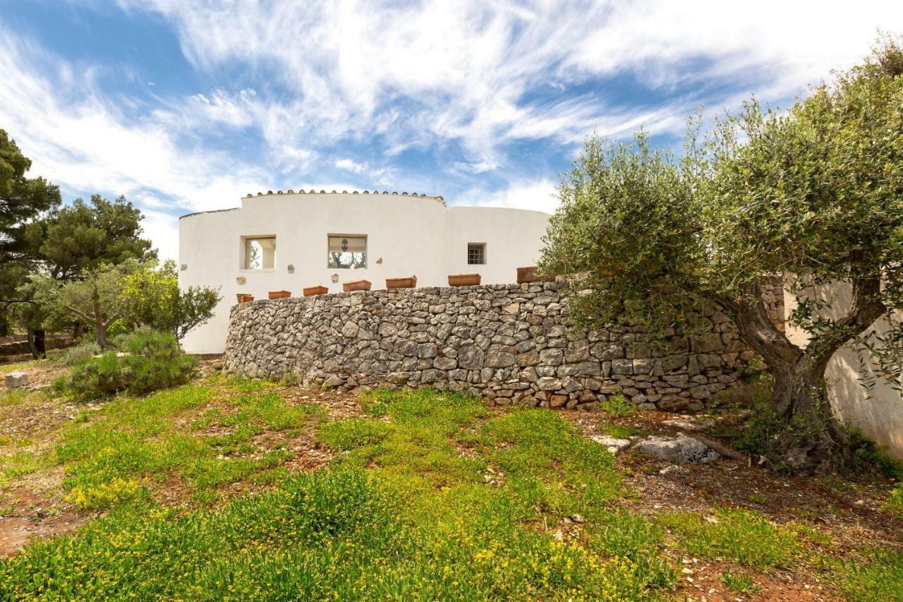 Trullo Il Karrubo Villa Ostuni Exterior photo
